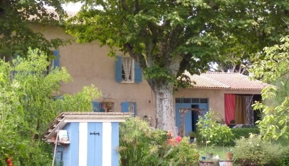 Logement tudiant Studio à Avignon (84000)