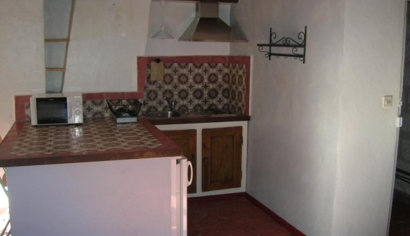 Logement tudiant Location Studio Vide Avignon (84000)