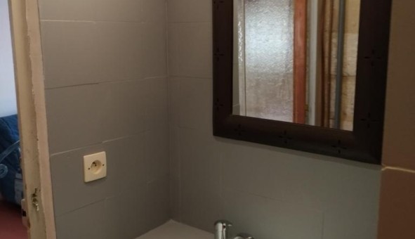 Logement tudiant Studio à Avignon (84000)
