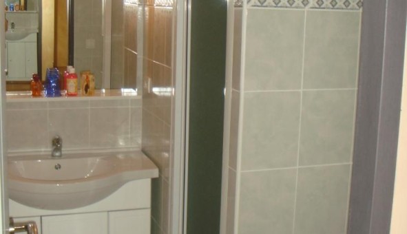 Logement tudiant Studio à Avignon (84000)