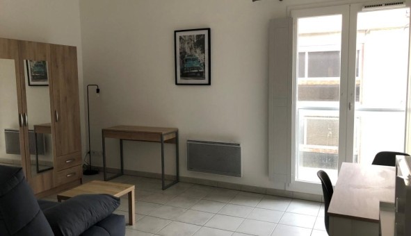 Logement tudiant Studio à Avignon (84000)