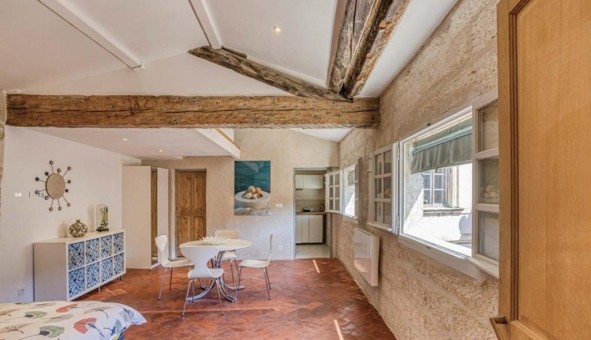Logement tudiant Location Studio Vide Avignon (84000)