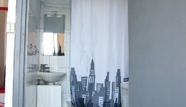 Logement tudiant Studio à Avignon (84000)