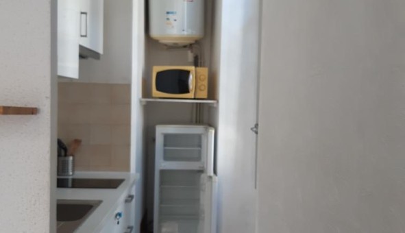 Logement tudiant Location Studio Vide Avignon (84000)