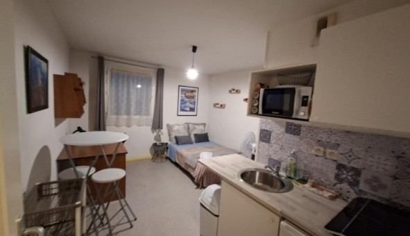 Logement tudiant Location Studio Vide Avignon (84000)