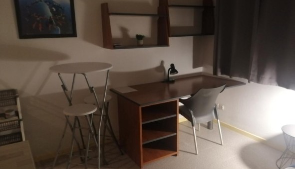 Logement tudiant Studio à Avignon (84000)