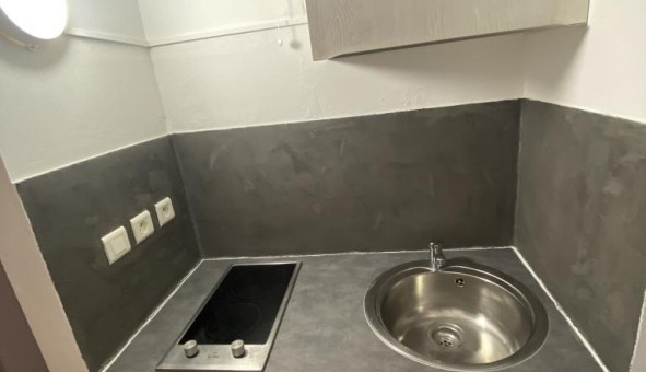 Logement tudiant Studio à Avignon (84000)