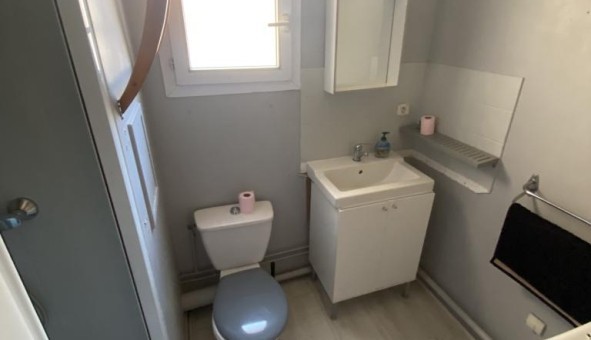 Logement tudiant Studio à Avignon (84000)