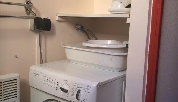 Logement tudiant Studio à Avignon (84000)