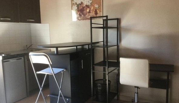 Logement tudiant Studio à Avignon (84000)