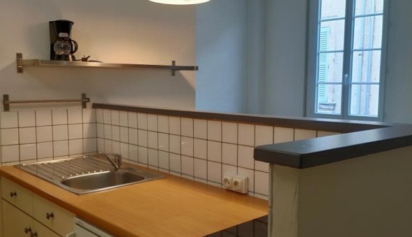 Logement �tudiant Studio &agrave; Avignon (84000)
