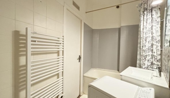 Logement �tudiant Studio &agrave; Avignon (84000)