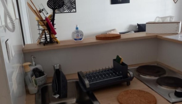 Logement �tudiant Studio &agrave; Avignon (84000)