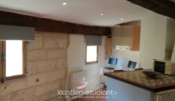 Logement étudiant Location Studio Meubl&eacute; Avignon (84000)