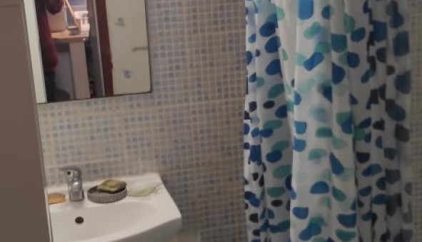 Logement �tudiant Studio &agrave; Avignon (84000)