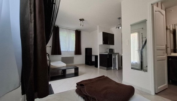 Logement �tudiant Studio &agrave; Avignon (84000)