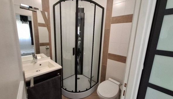 Logement �tudiant Studio &agrave; Avignon (84000)