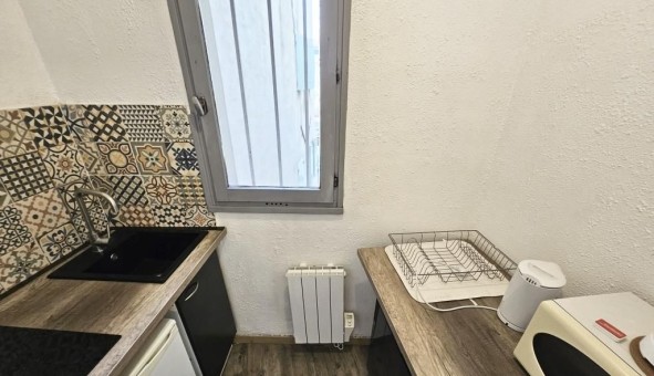 Logement �tudiant Studio &agrave; Avignon (84000)