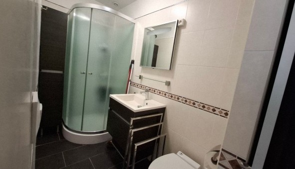 Logement �tudiant Studio &agrave; Avignon (84000)