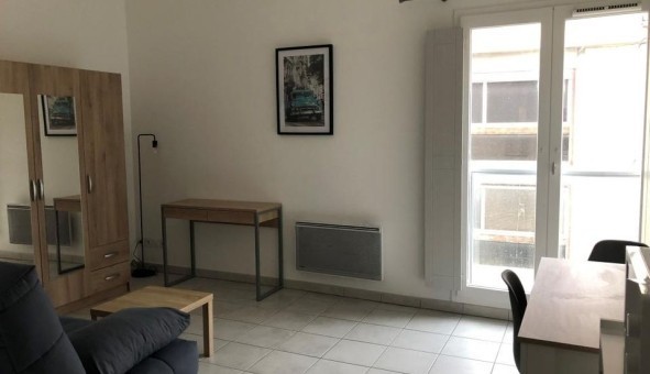 Logement �tudiant Studio &agrave; Avignon (84000)