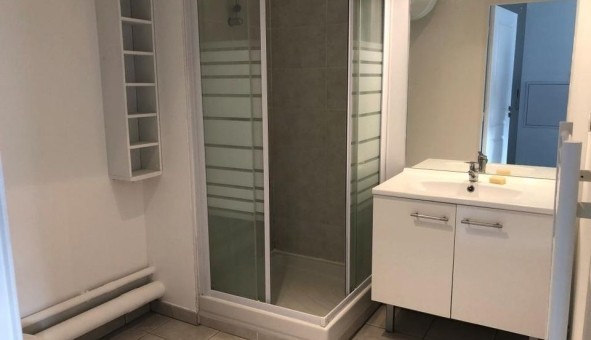 Logement �tudiant Studio &agrave; Avignon (84000)