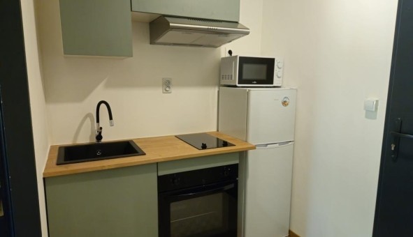 Logement tudiant Studio à Avon (79800)