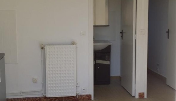 Logement �tudiant Studio &agrave; Avrainville (91630)