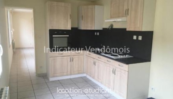 Logement tudiant Studio à Az (41100)