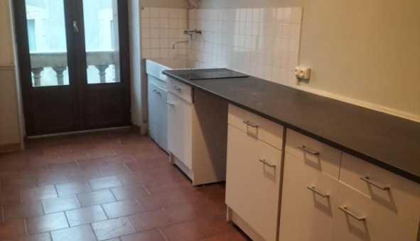 Logement �tudiant Studio &agrave; Bages (11100)