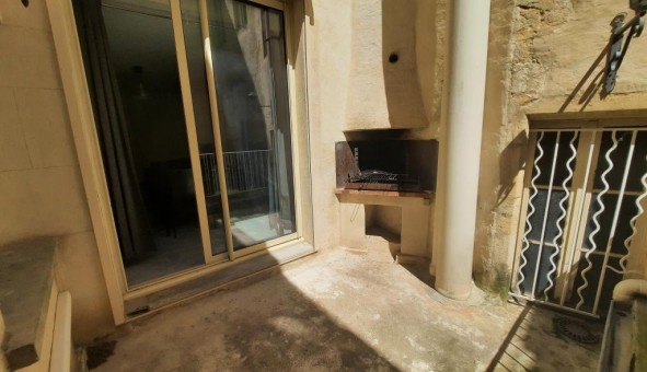 Logement �tudiant Studio &agrave; Bagnols sur C�ze (30200)