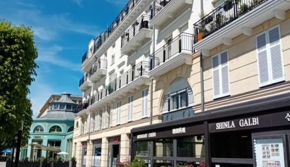 Logement �tudiant Studio &agrave; Bailly Romainvilliers (77700)