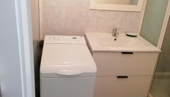 Logement étudiant Location Studio Vide Bailly (78870)