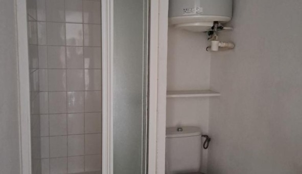 Logement tudiant Studio à Bains sur Oust (35600)