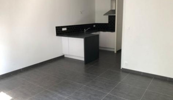 Logement tudiant Location Studio Vide Bains sur Oust (35600)