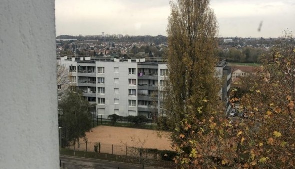 Logement tudiant Location Studio Vide Ballainvilliers (91160)