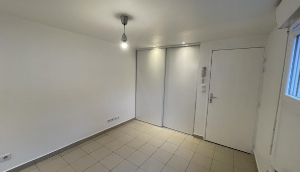 Logement tudiant Studio à Ballainvilliers (91160)