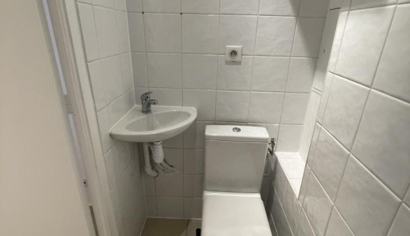 Logement tudiant Studio à Ballainvilliers (91160)