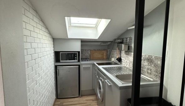 Logement �tudiant Studio &agrave; Ballan Mir� (37510)