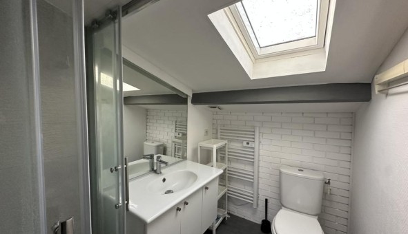 Logement �tudiant Studio &agrave; Ballan Mir� (37510)