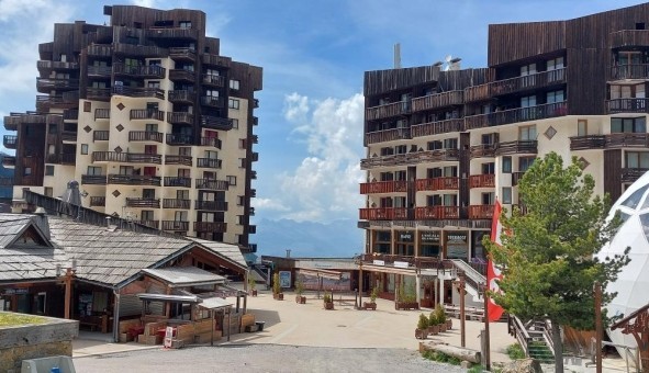 Logement tudiant Studio à Baratier (05200)