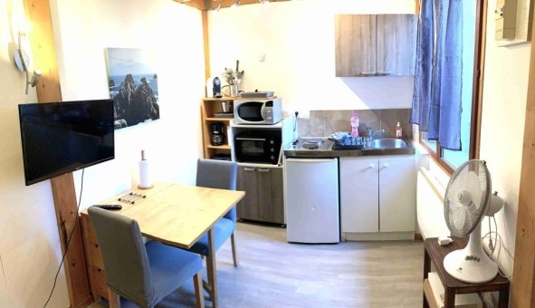 Logement tudiant Location Studio Vide Barberaz (73000)