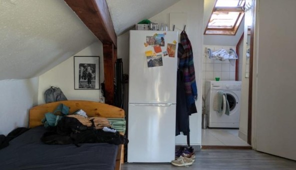Logement tudiant Location Studio Vide Barberaz (73000)