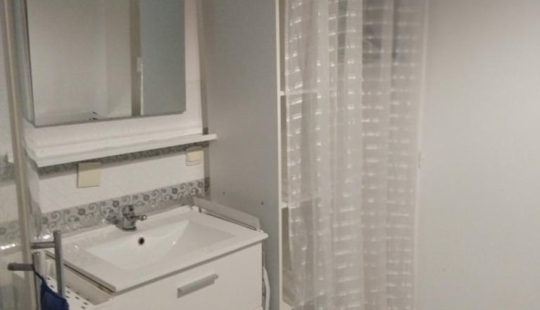 Logement tudiant Studio à Barbey (77130)