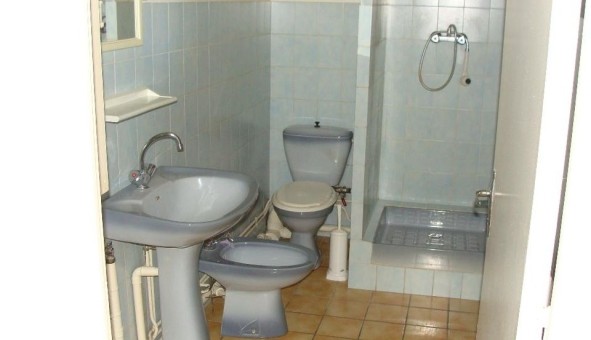 Logement �tudiant Studio &agrave; Barbey (77130)