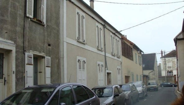 Logement �tudiant Studio &agrave; Barbey (77130)