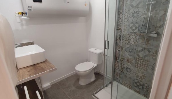 Logement tudiant Studio à Barjols (83670)