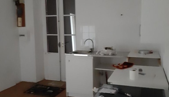 Logement tudiant Location Studio Vide Bassou (89400)
