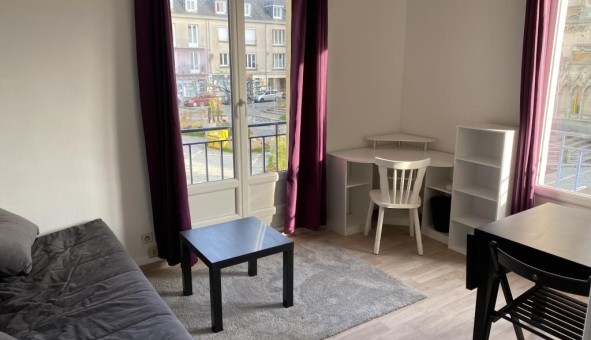Logement tudiant Studio à Baudre (50000)