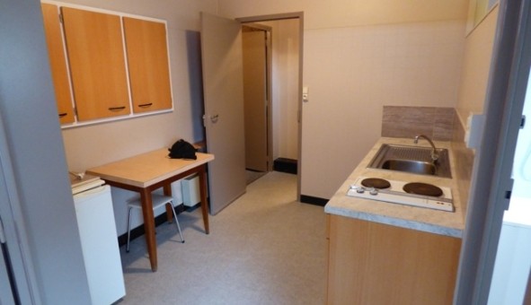 Logement tudiant Studio à Baudre (50000)