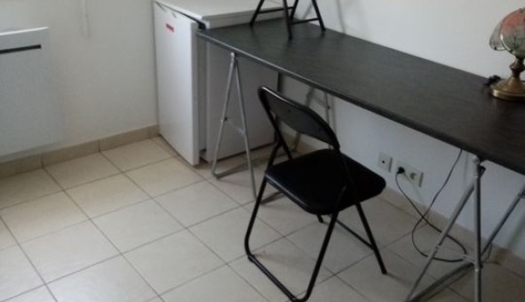 Logement �tudiant Studio &agrave; Baun� (49140)